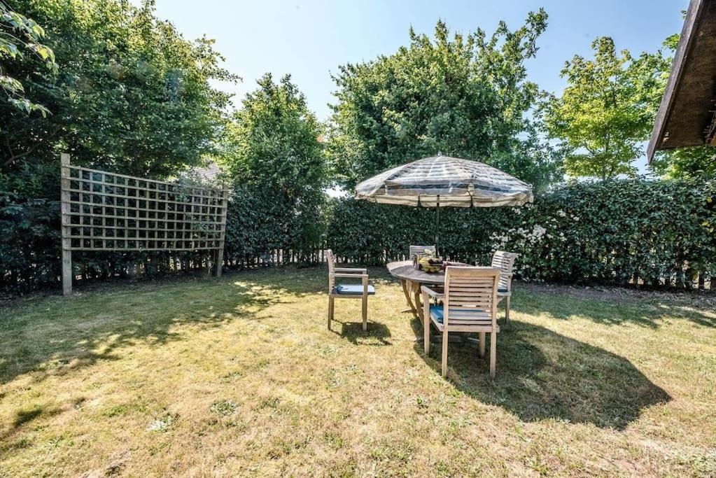 Number 27, Alderton Villa Woodbridge Dış mekan fotoğraf